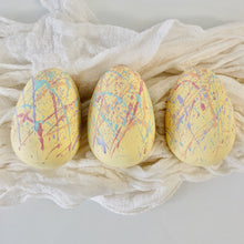 Load image into Gallery viewer, Hand Painted Milk Chocolate Smash Egg
