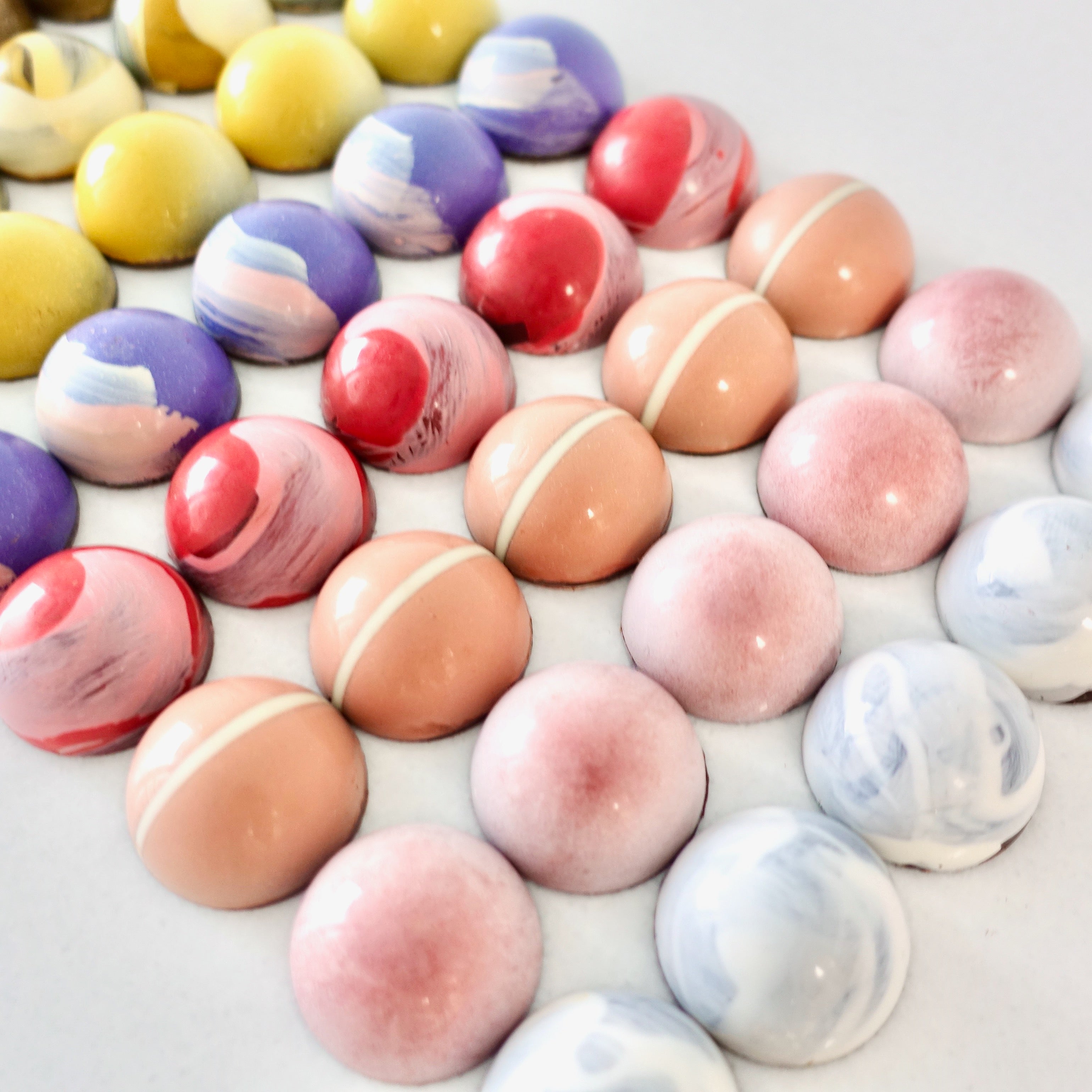 Bonbons: Box of 6 Rich and Bold – Succulent Chocolates and Sweets