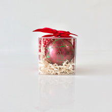 Load image into Gallery viewer, Hot Chocolate Bomb - Peppermint
