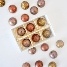 Load image into Gallery viewer, Box of 6 Bonbon - Fall Pie Collection
